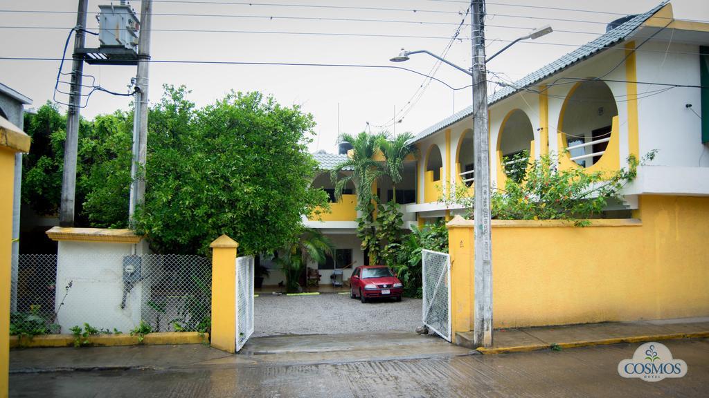 Hotel Cosmos Tamasopo Exterior photo